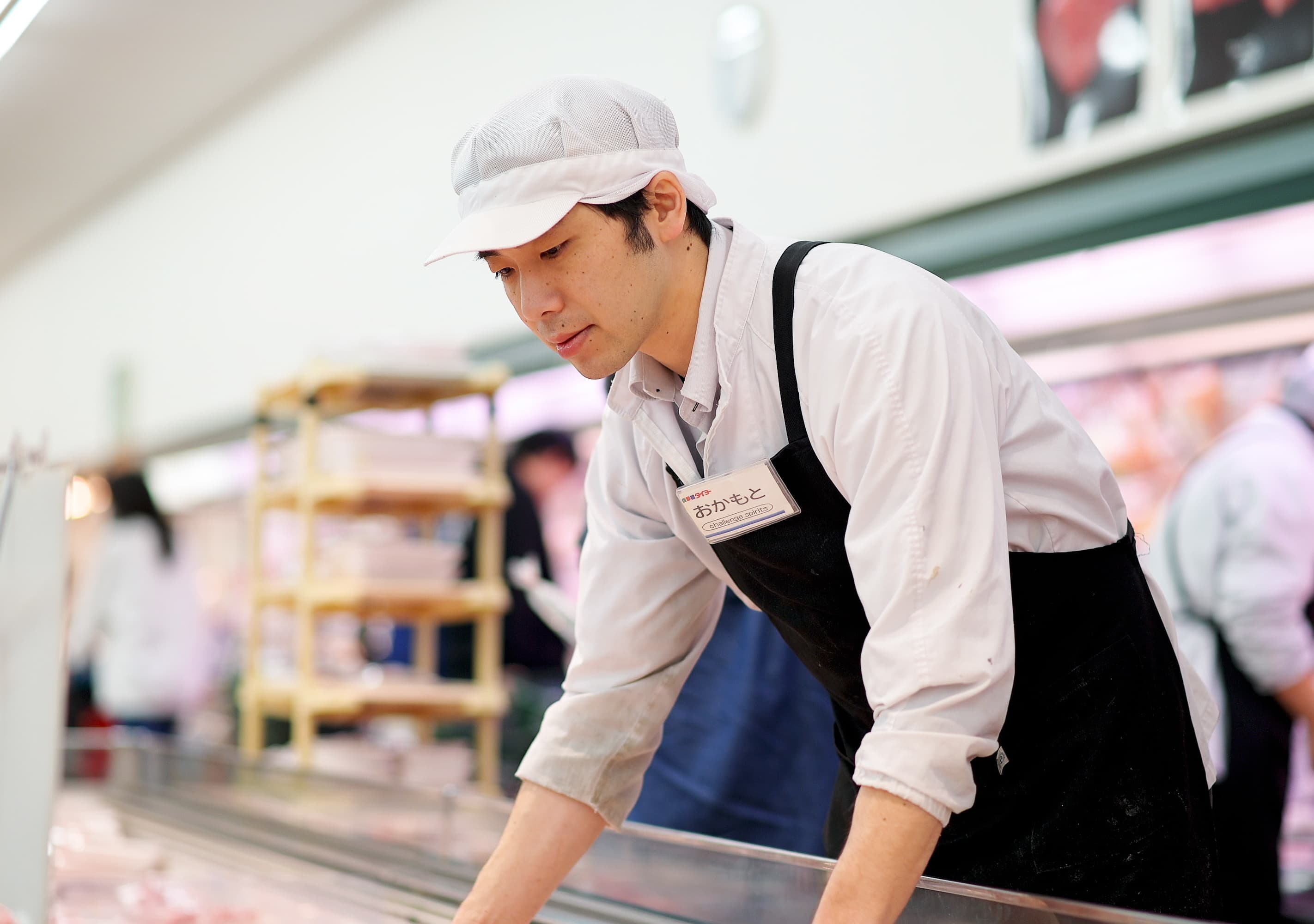 食鮮館タイヨー 食鮮館 スーパー タイヨー タイヨウ 太陽 静岡 清水 中部 バロー フーズ 野菜 果物 魚 刺身 肉 ベーカリー 新卒 中途 キャリア アルバイト パート 入社 焼津 富士 沼津 島田 磐田 浜松 三ケ日 キャリア 会社 採用 訪問 バロー Valor 企業 働きやすい サービス業 スーパー マーケット 小売業 地元 密着 地域 社員